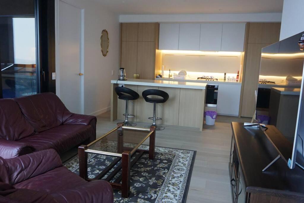 Skyone Lux 2Bed Room Aprt In Boxhill With Car Park 盒子山 外观 照片